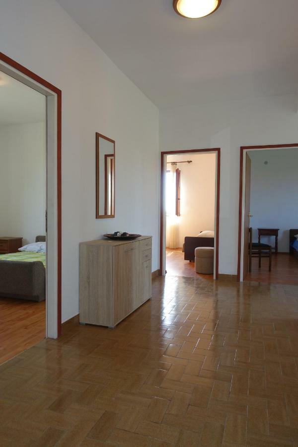 Dede Apartma *