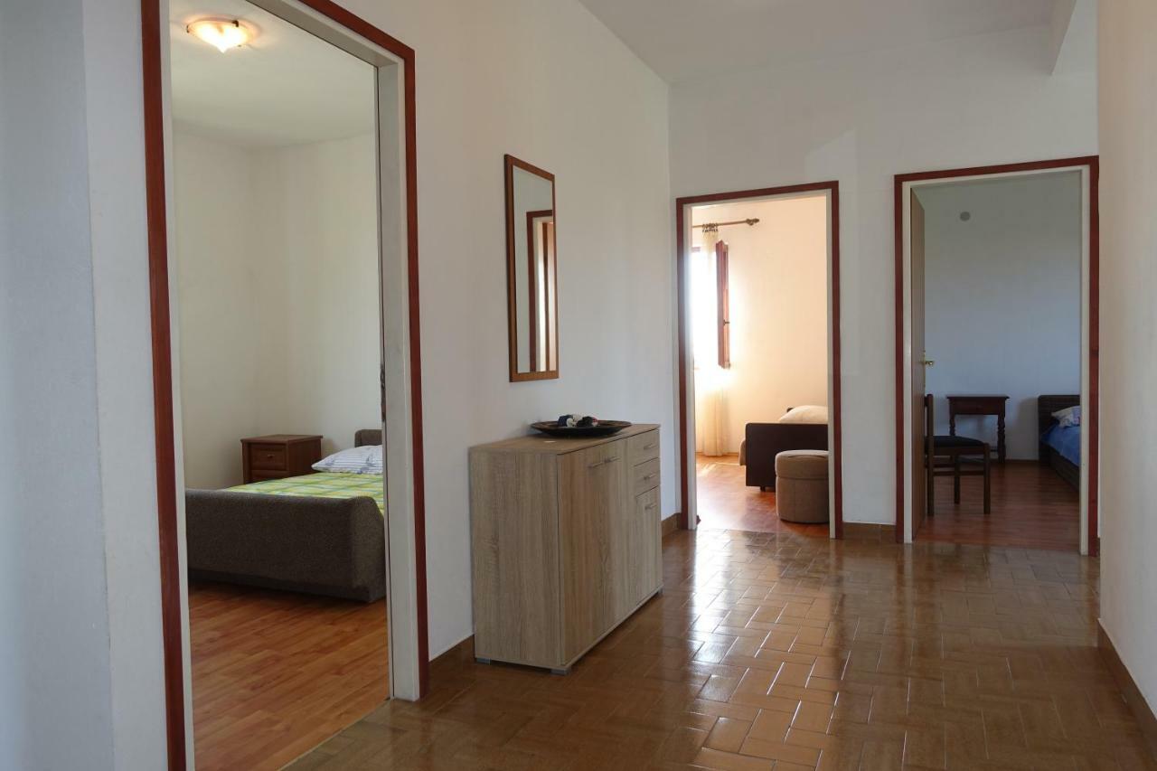 Apartment Dede Nin